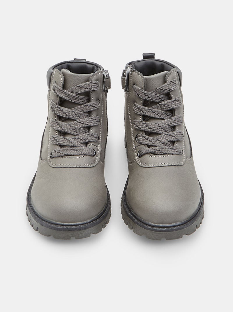 Bottine à lacets outdoor Bata Gris - Kiabi