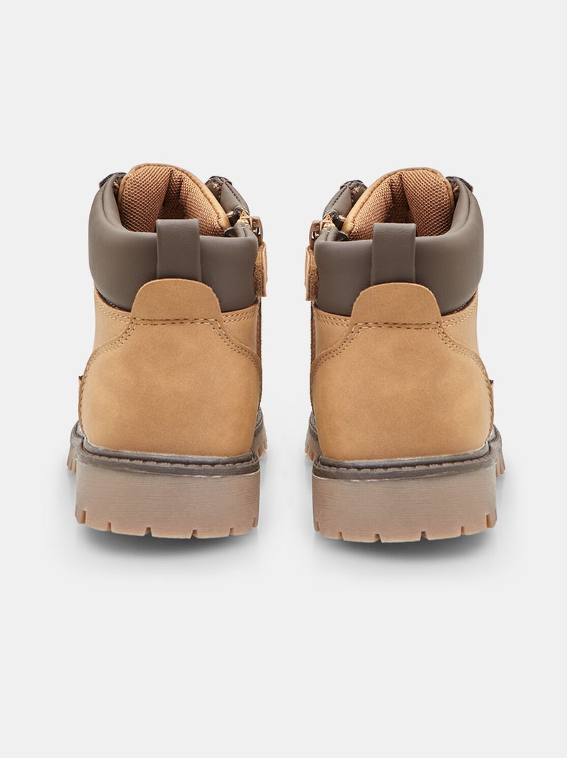 Bottine à lacets outdoor Bata Marron - Kiabi