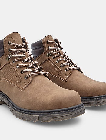 Bottine à lacets pour homme modèle outdoor bata