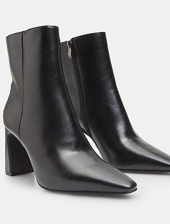 Bottine à talon BATA