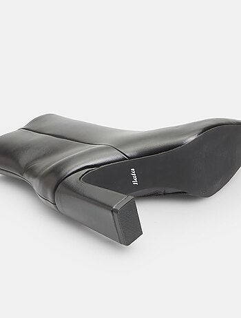 Bottine à talon BATA