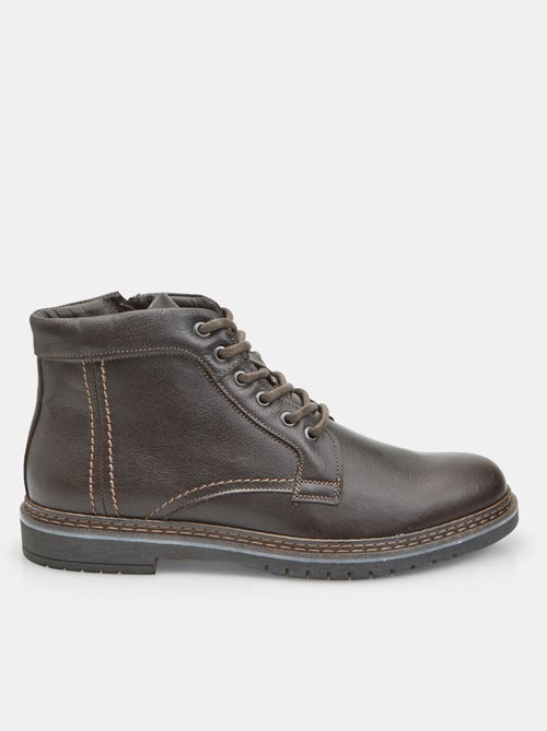 Bottine Chelsea en cuir Bata - Kiabi
