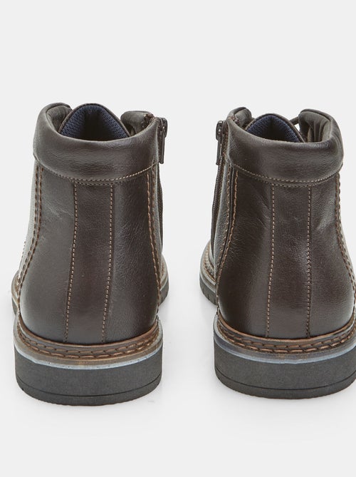 Bottine Chelsea en cuir Bata - Kiabi