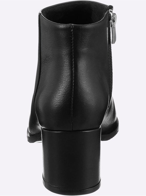Bottine Courte Cuir D'agneau Nappa Très Doux - Taille Standard - Helline - Kiabi Bottine Courte Cuir D'agneau Nappa Très Doux - Taille Standard - Helline - Kiabi