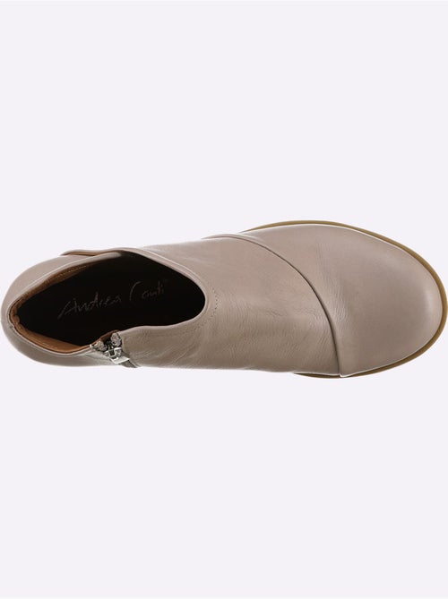 Bottine Courte Cuir Nappa De Vache - Taille Standard - Helline - Kiabi Bottine Courte Cuir Nappa De Vache - Taille Standard - Helline - Kiabi