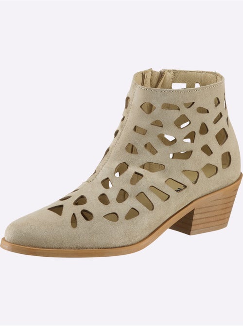 Bottine Courte Cuir Vachette - Taille Standard - Helline - Kiabi Bottine Courte Cuir Vachette - Taille Standard - Helline - Kiabi