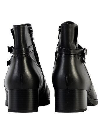 Bottines en cuir velours