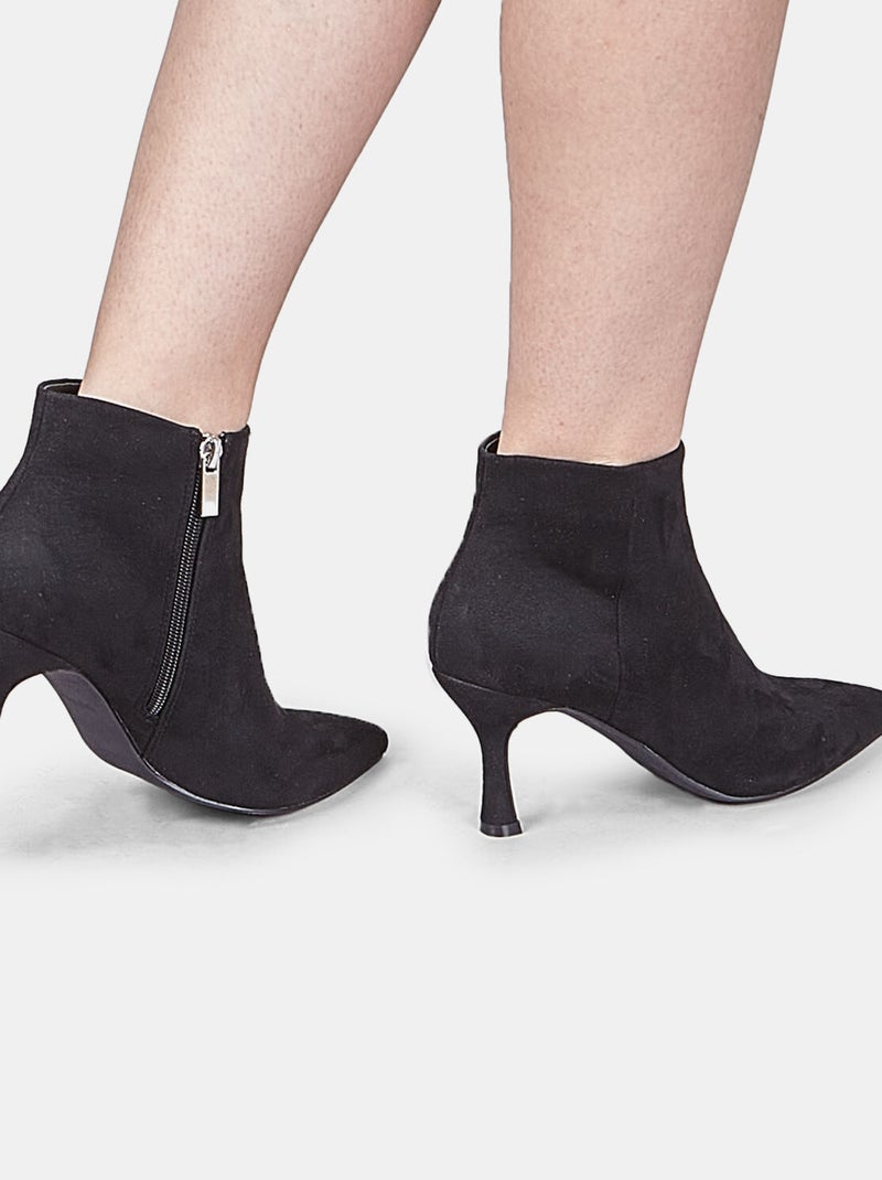Bottine  effet suédé avec talon Bata Noir - Kiabi