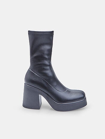 Bottine élastiquée avec talon et plateau Bata