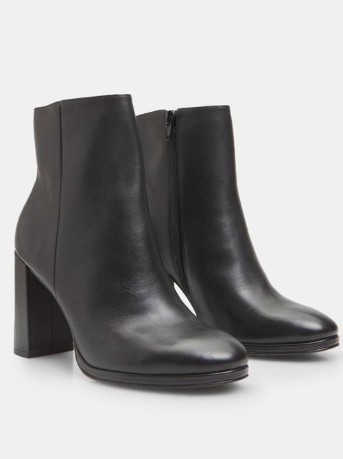 Bottine en cuir avec talon BATA - Kiabi
