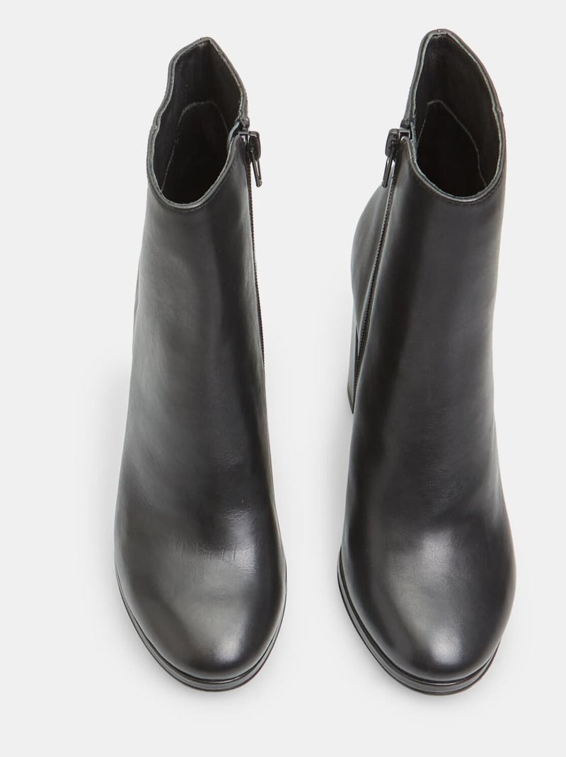 Bottine en cuir avec talon BATA Noir - Kiabi