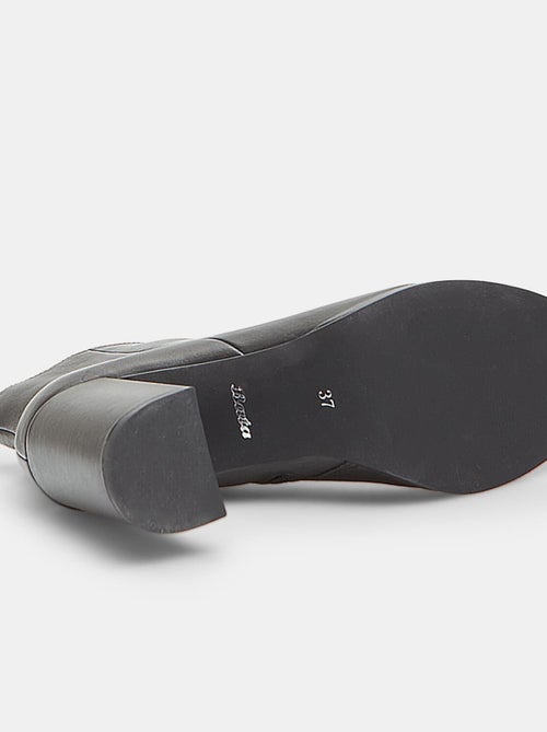Bottine en cuir avec talon BATA - Kiabi