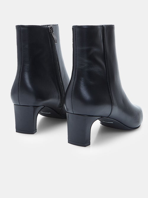 Bottine  en cuir avec talon Bata - Kiabi