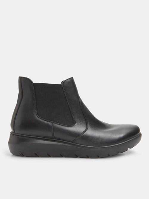 Bottine en cuir avec talon compensé  BATA - Kiabi