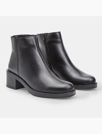 Bottine en cuir avec talon et fermeture éclair Bata