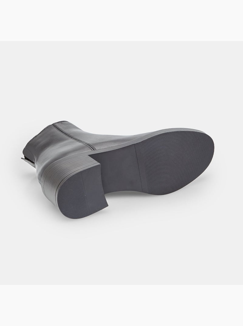 Bottine en cuir avec talon et fermeture éclair Bata Noir - Kiabi