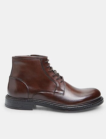 Bottine en cuir BATA