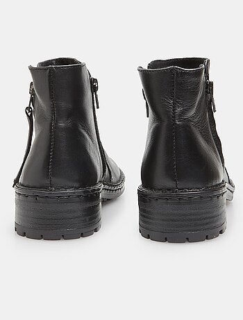 Bottine en cuir BATA