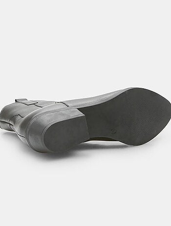 Bottine en cuir BATA