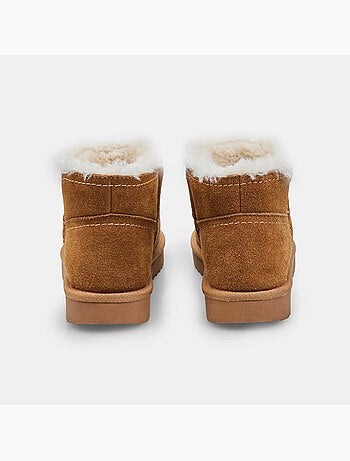 Bottine en daim avec fausse fourrure Bata