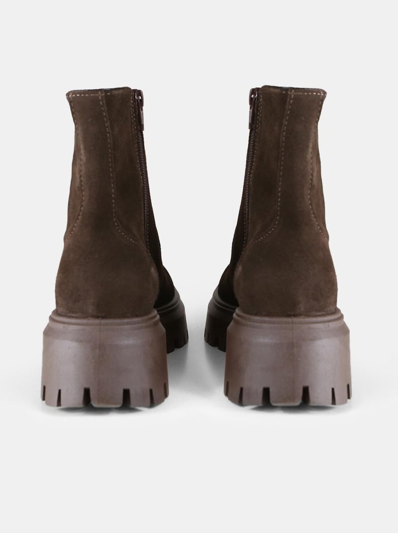 Bottine en daim BATA Marron - Kiabi