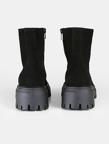 Bottine en daim BATA