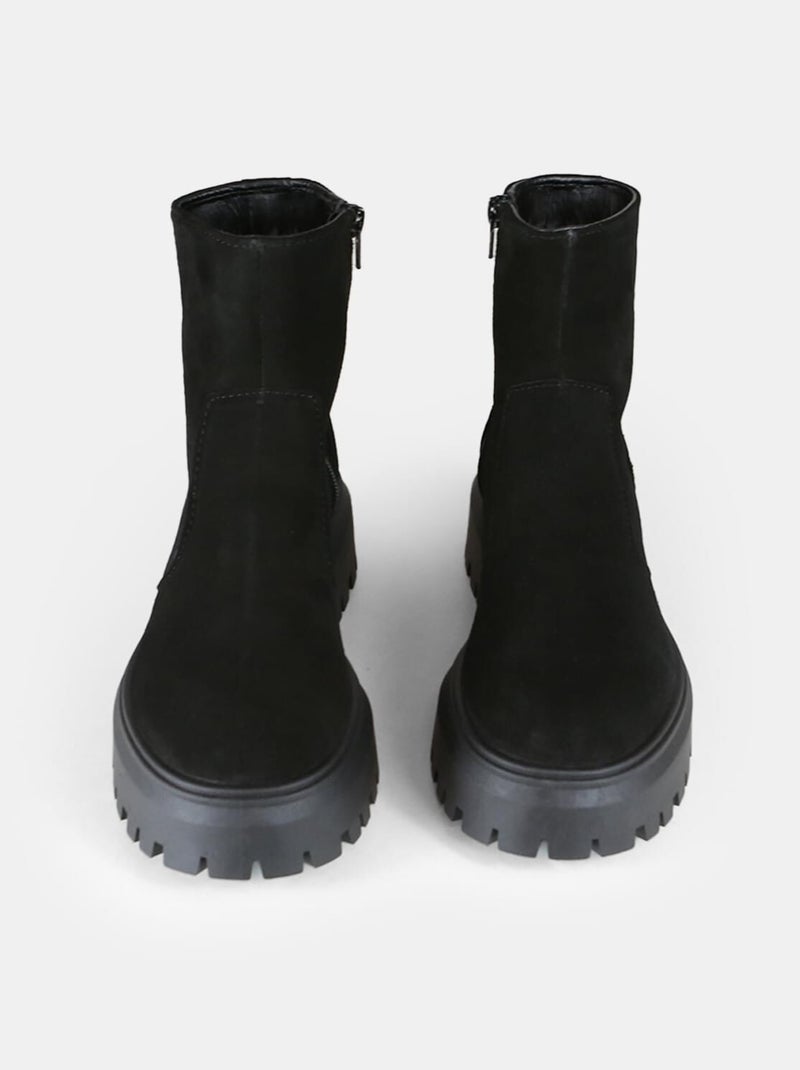 Bottine en daim BATA Noir - Kiabi