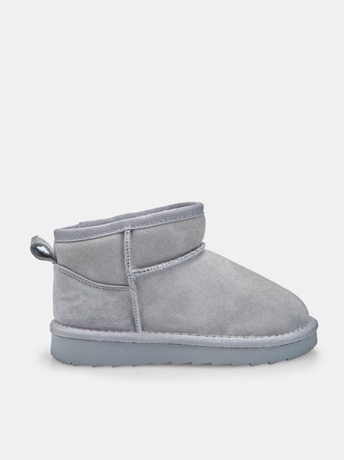 Bottine pour fille en fausse fourrure Bata - Kiabi