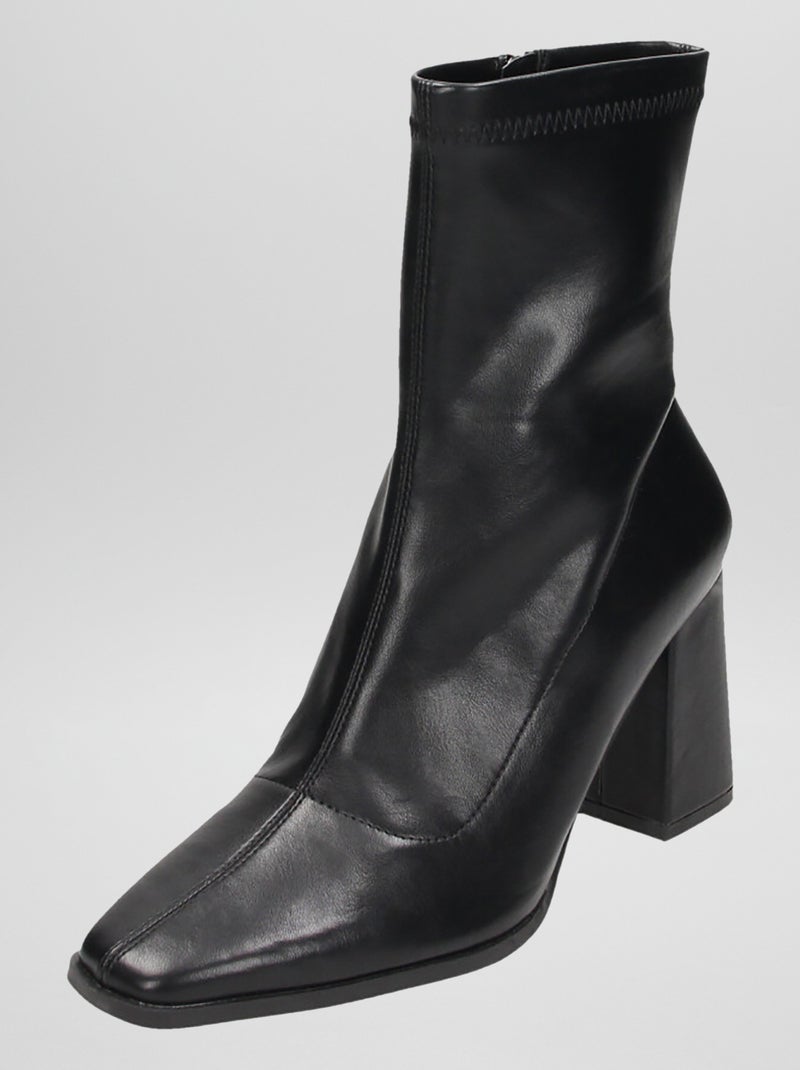 Bottines à bout carré Noir - Kiabi