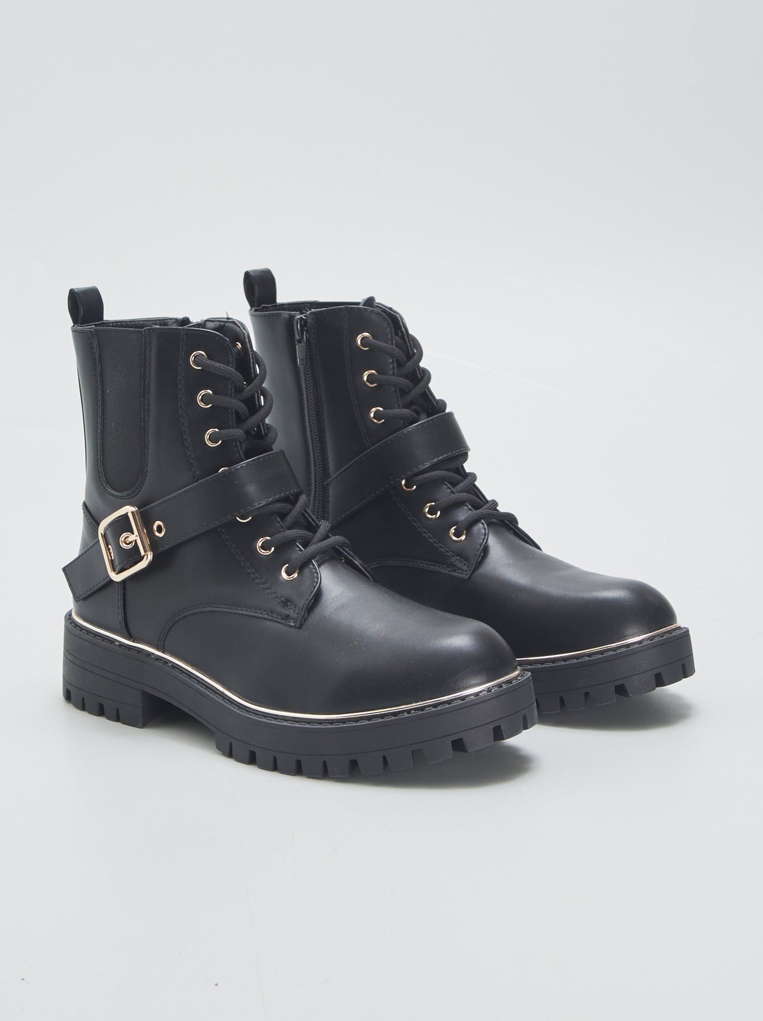 Bottines a lacets a semelles crantees Noir Kiabi 35.00