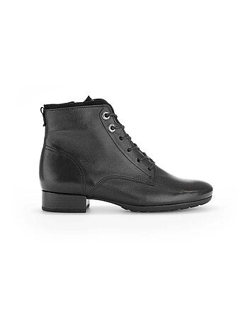 Bottines à lacets en combinaison cuirs