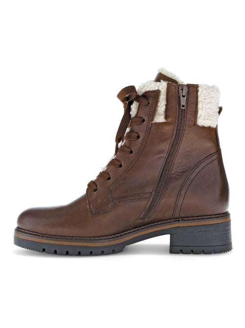 Bottines à lacets  en cuir lisse - Kiabi
