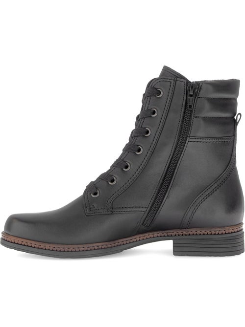 Bottines à lacets  en cuir lisse - Kiabi