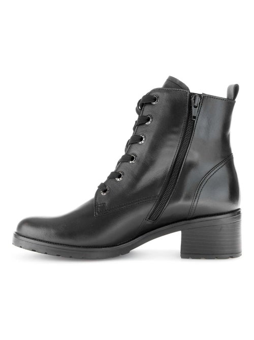 Bottines à lacets  en cuir lisse - Kiabi