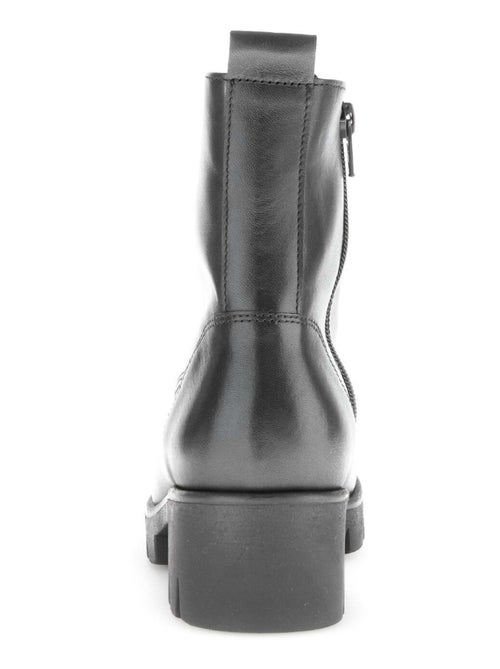 Bottines à lacets  en cuir lisse - Kiabi