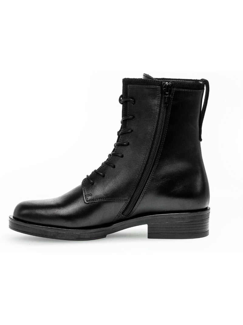 Bottines à lacets  en cuir lisse Noir Noir - Kiabi