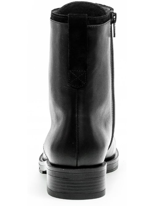 Bottines à lacets  en cuir lisse - Kiabi