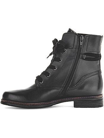 Bottines à lacets en cuir lisse