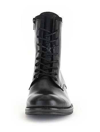 Bottines à lacets en cuir lisse nubuk