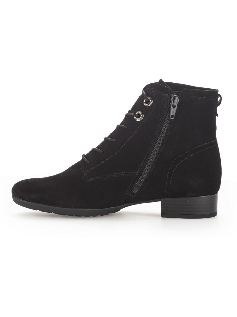 Bottines à lacets  en cuir Noir - Kiabi