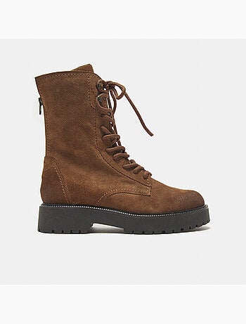 Bottines à lacets en daim