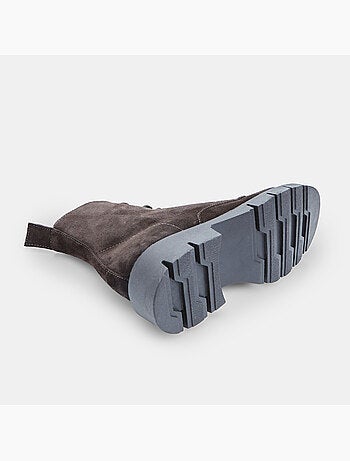 Bottines à lacets en daim