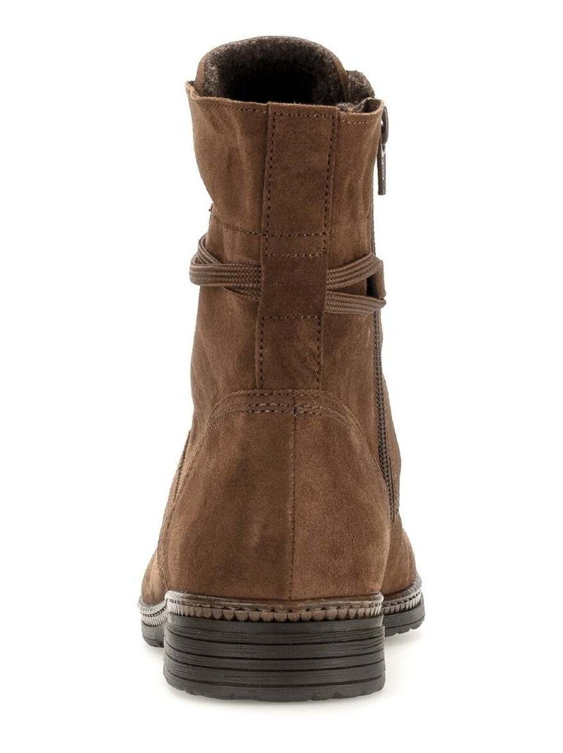 Bottines à lacets  en velours Marron - Kiabi