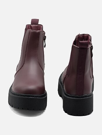 Bottines à semelles crantées