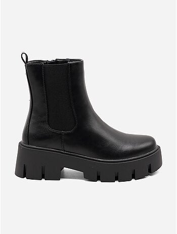 Bottines à semelles crantées