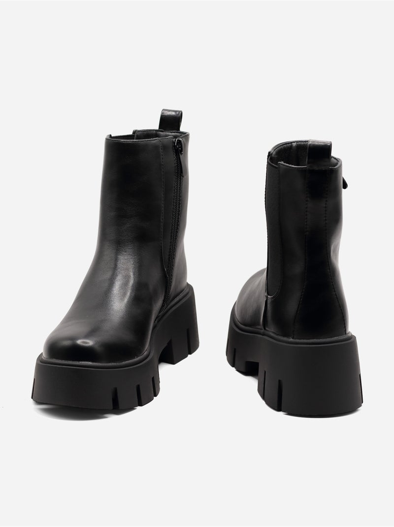 Bottines à semelles crantées Noir - Kiabi