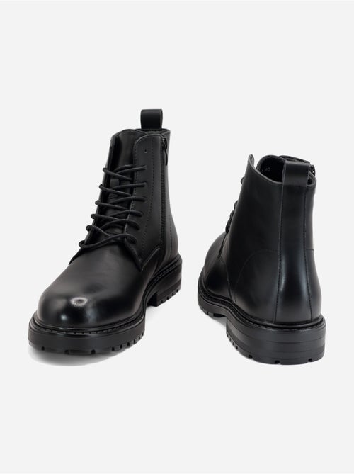 Bottines à semelles crantées - Kiabi Bottines à semelles crantées - Kiabi