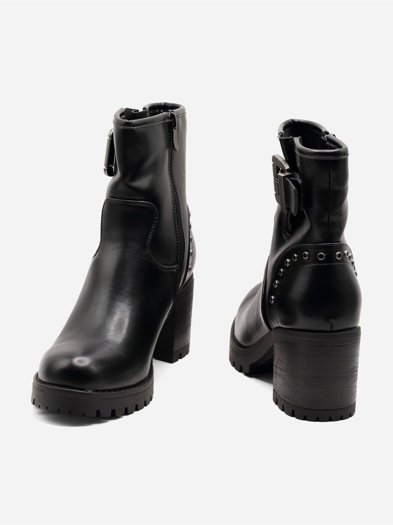 Bottines à semelles crantées Noir - Kiabi