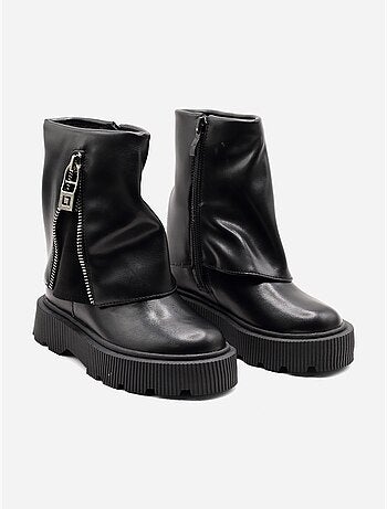 Bottines à semelles crantées