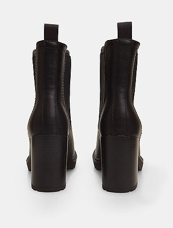 Bottines à talon BATA